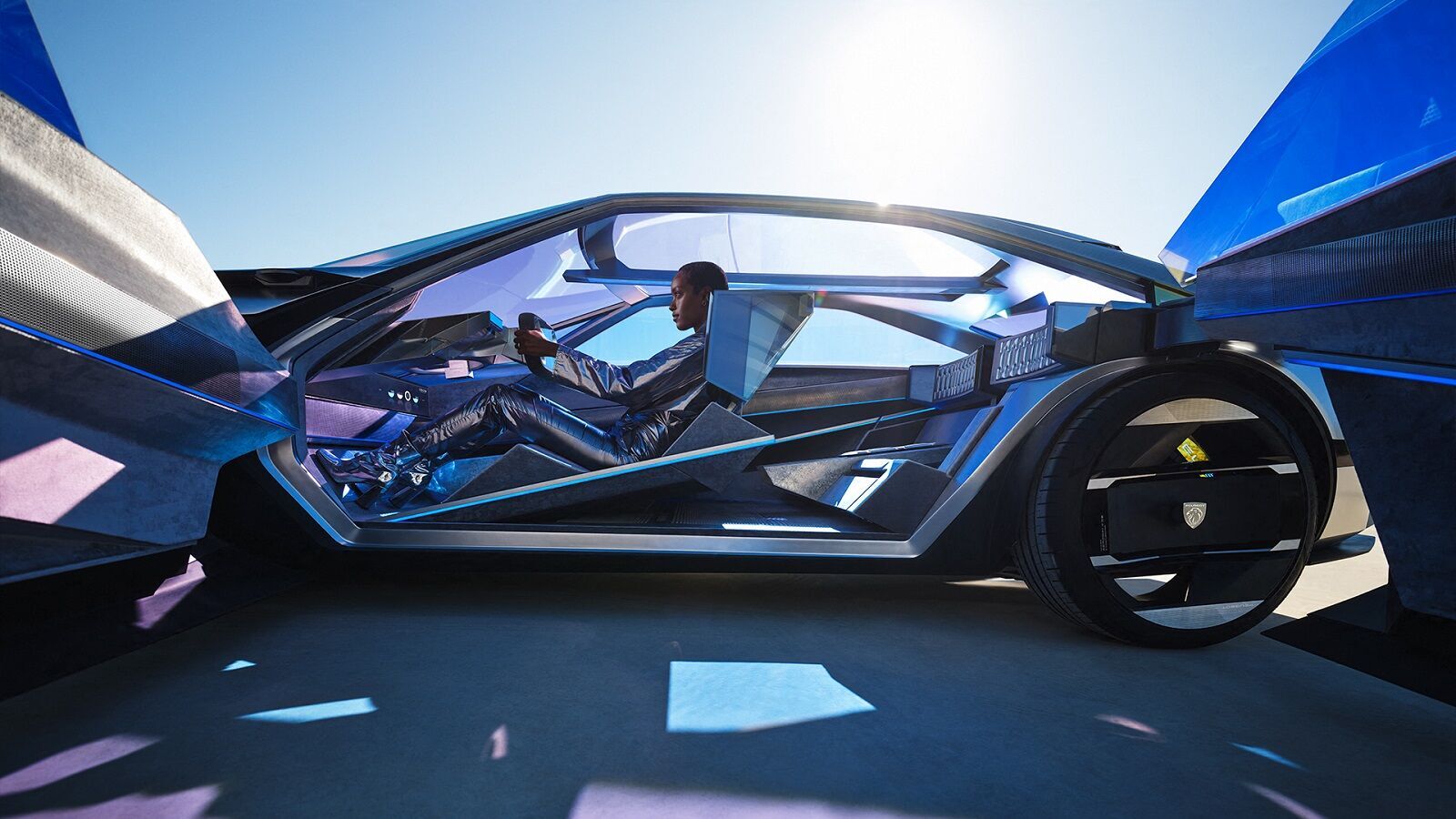 Концепт Peugeot Inception показал видение будущего бренда