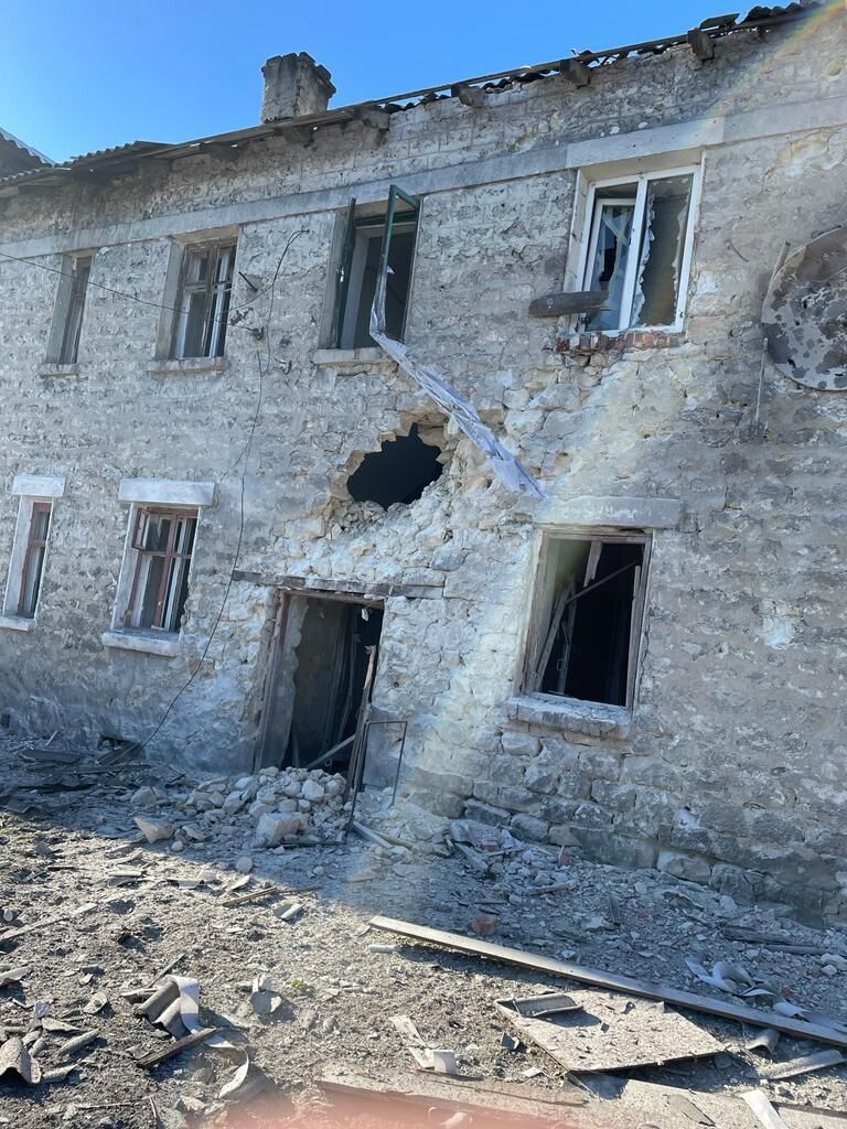 Окупанти вдарили по Костянтинівці й Курахівці, є руйнування і поранені. Фото