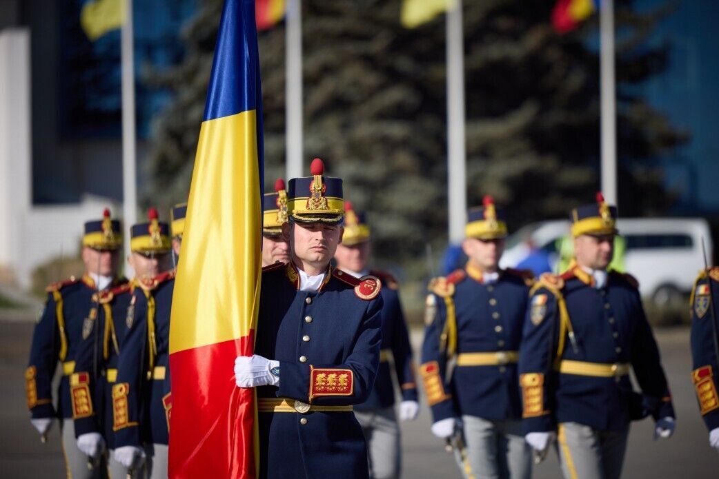 Усиление ПВО и вступление Украины в ЕС: Зеленский встретился с президентом Румынии в Бухаресте. Ключевые заявления