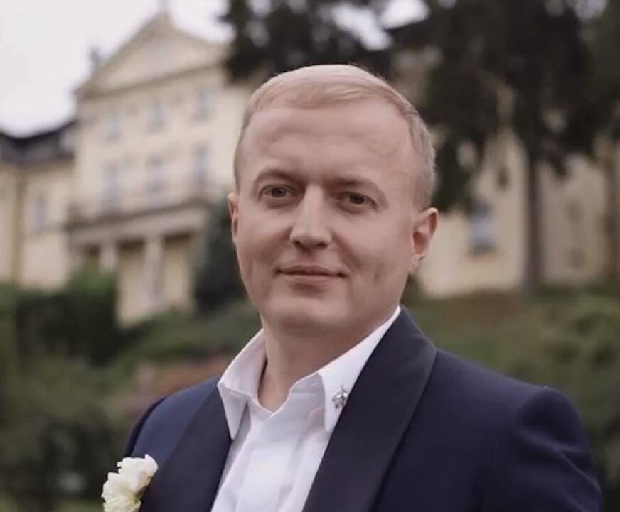 Гуляли два дня: экс-прокурор и бывшая работница ГБР устроили пышную свадьбу на Львовщине с выступлением Поляковой, в сети возмутились. Видео
