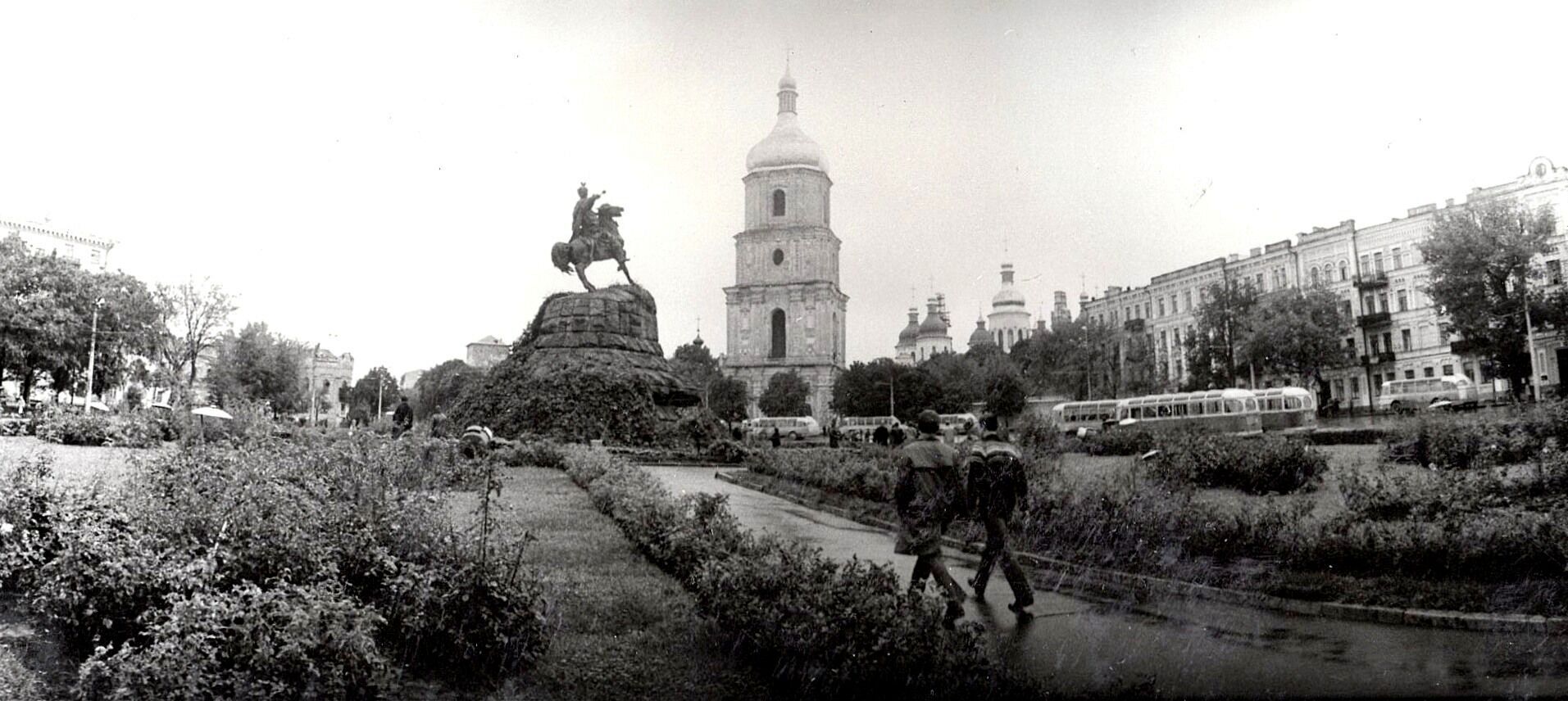 Черно-белые снимки, полные жизни: в сети показали, как выглядел Киев в 1960-х годах. Фото