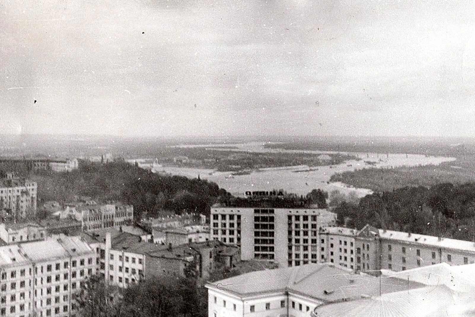 Черно-белые снимки, полные жизни: в сети показали, как выглядел Киев в 1960-х годах. Фото