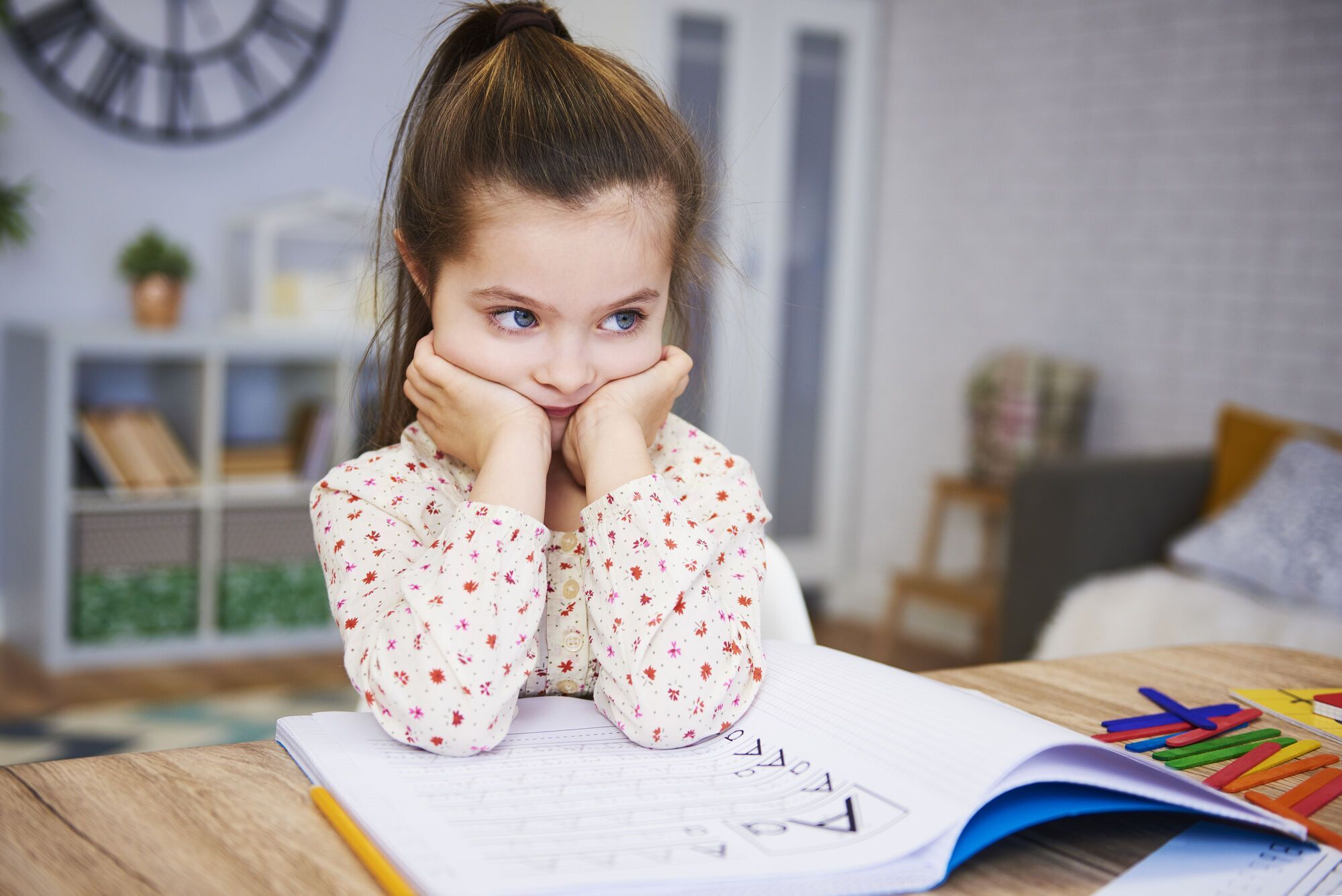 Почему учителя за границей не задают домашние задания и считают их вредными