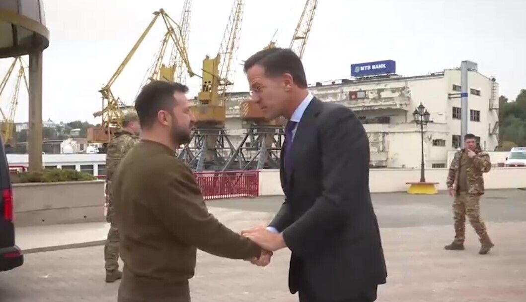 "Есть новое решение для усиления украинской ПВО": Зеленский в Одессе встретился с премьером Нидерландов Рютте. Видео