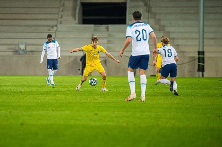 Сборная Украины обыграла Англию в отборе Евро U-21, забив победный гол в последней атаке. Видео