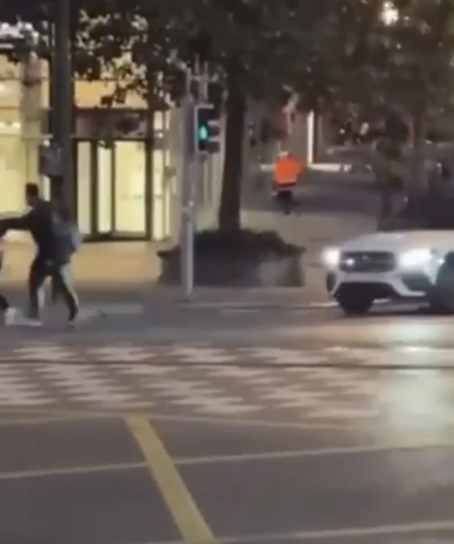 У Брюсселі терорист ІДІЛ застрелив двох громадян Швеції: перед цим він вигукував релігійні гасла. Відео
