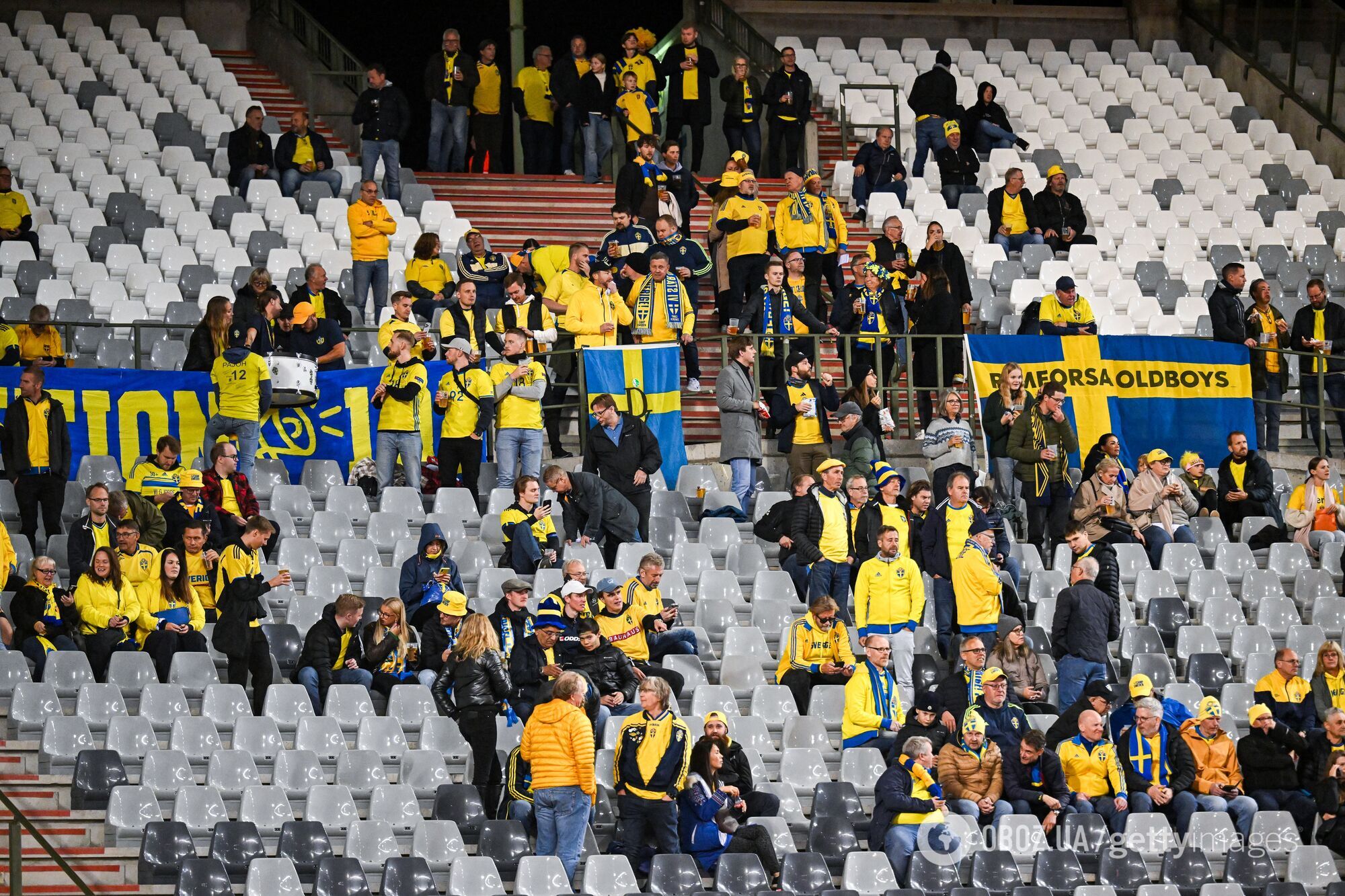 Расстрел шведских болельщиков террористом в Брюсселе: где убийца, как защищали фанатов и кто прервал матч отбора на Евро