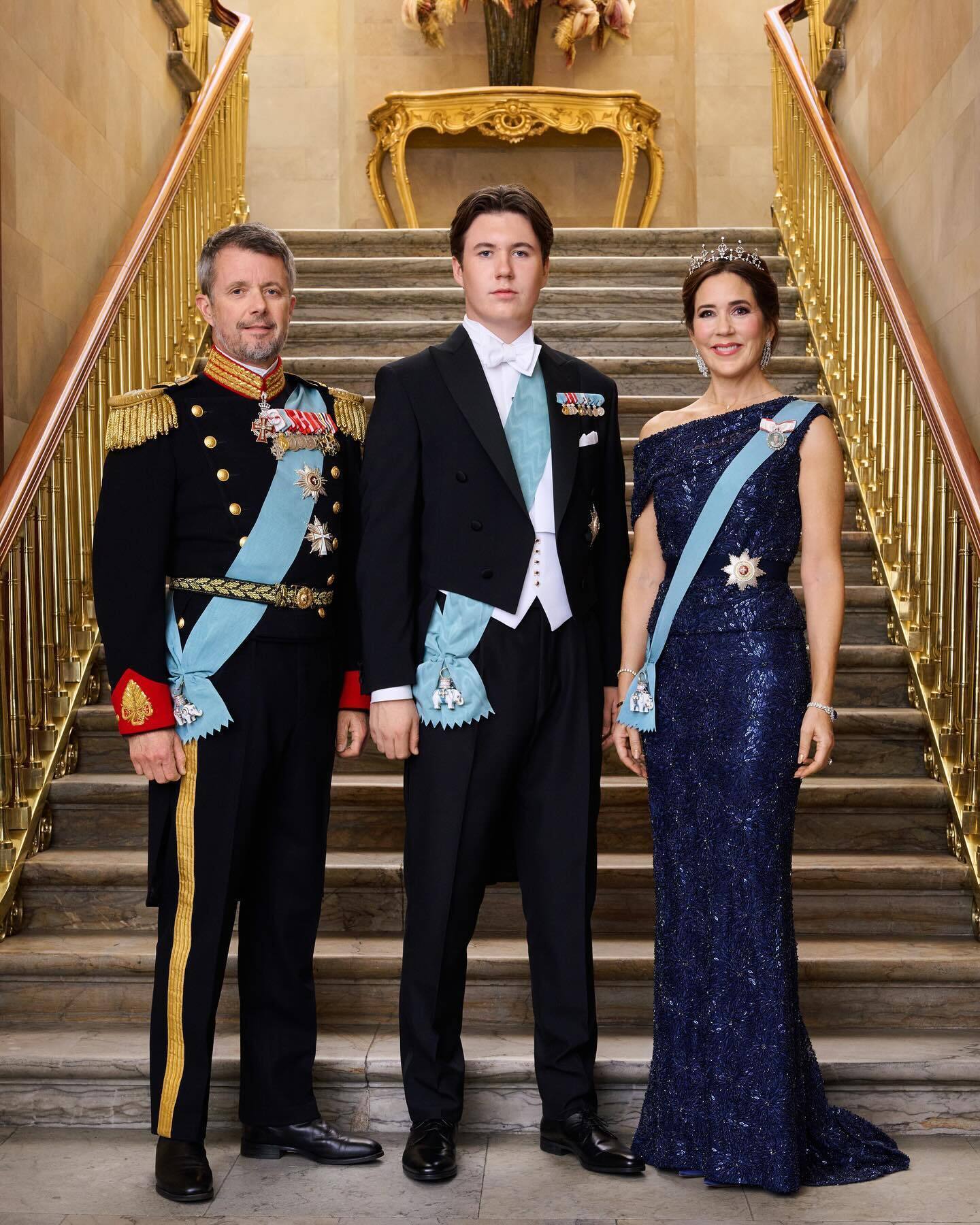 18-летний принц Кристиан временно станет правителем Дании: что случилось и куда девался король Фредерик