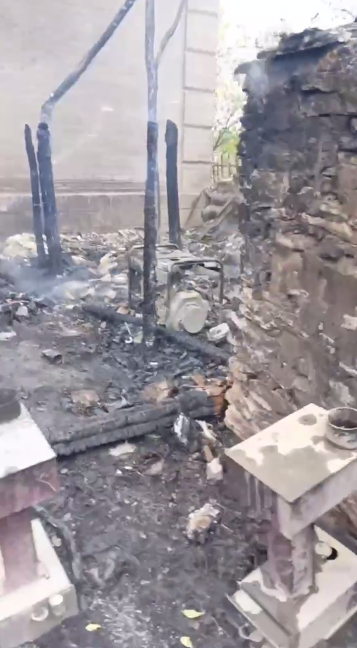 "Усе згоріло": окупант слізно поскаржився на наслідки прильоту по пункту дислокації військ РФ у районі Бахмута. Відео