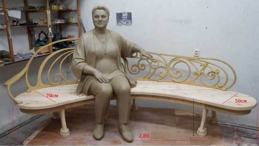 Припадает пылью. Крутоголов шокировал информацией, где сейчас памятник Поплавской, который построили на деньги "Дизель Студио"