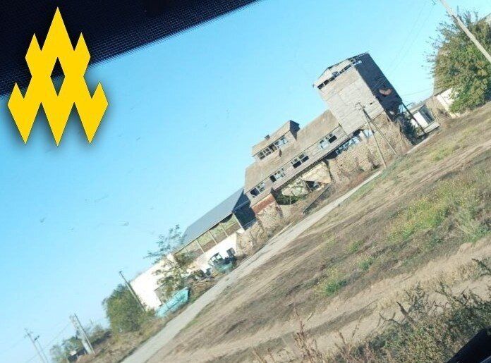 АТЕШ нашел место дислокации оккупантов в Крыму: там насчитали около 20 единиц техники. Фото