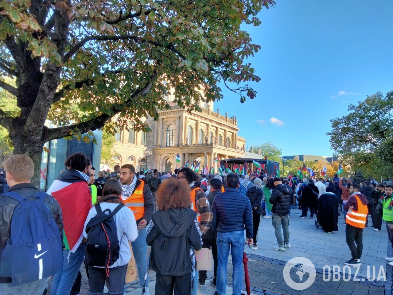 В немецком Ганновере под аккомпанемент роспропаганды провели митинг в поддержку Палестины. Фото и видео