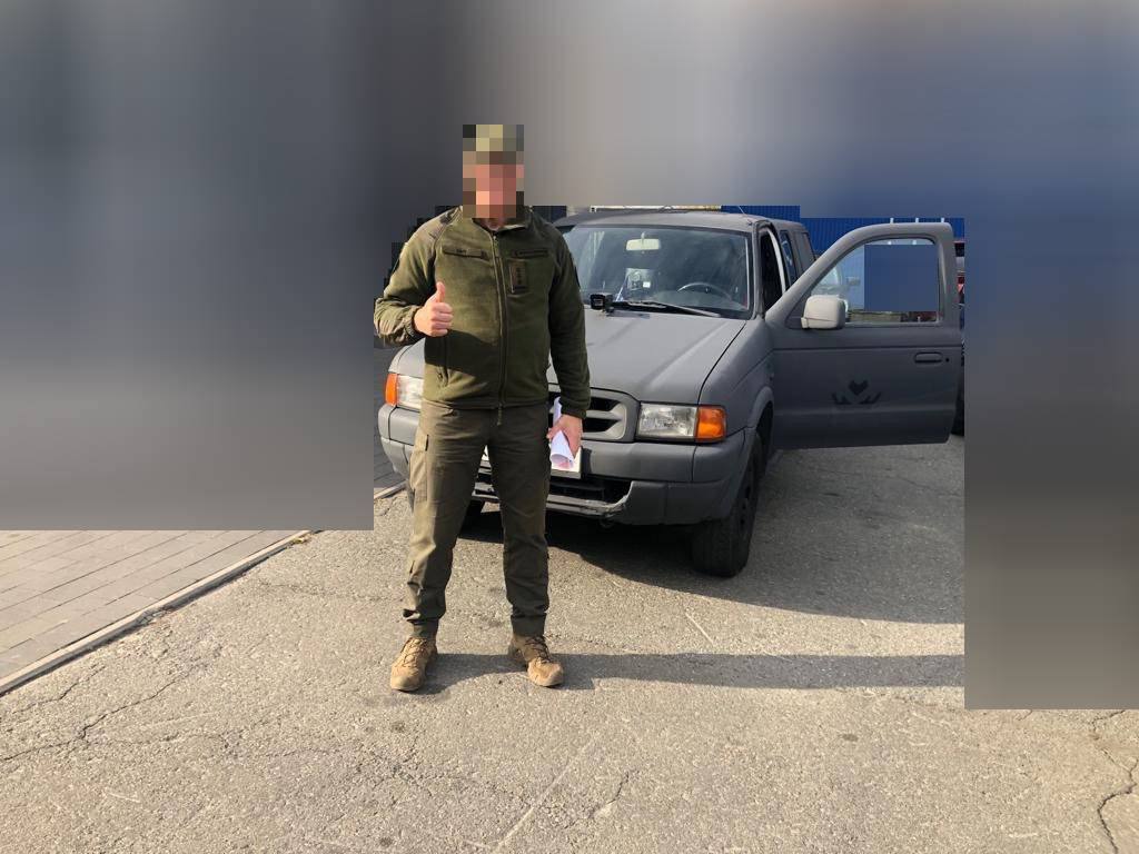 Favbet Foundation передал мобильным огневым группам очередной внедорожник Ford Ranger