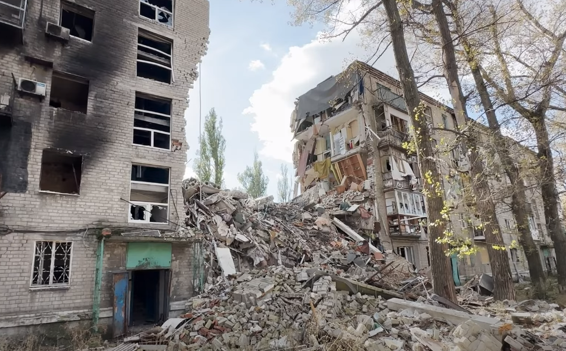 "Это место геноцида украинцев, который делает Россия": в сети показали, как выглядит сейчас Авдеевка. Видео