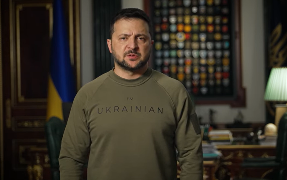 "Наращиваем наши возможности": Зеленский заверил, что война завершится украинской победой. Видео