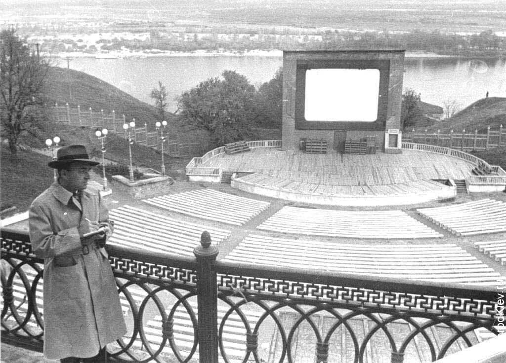 У мережі показали, який вигляд мав легендарний Зелений театр Києва у 1949-1950 роках. Фото