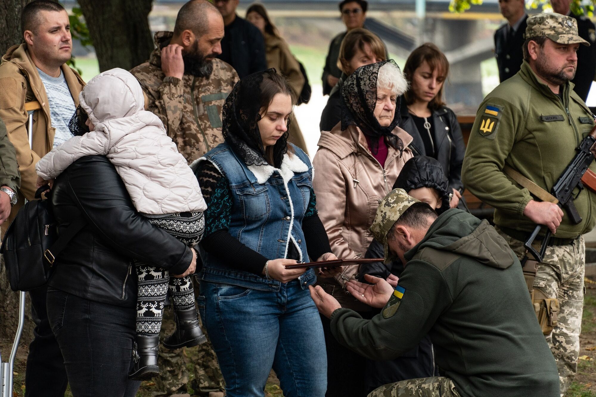 Віддав життя за волю та незалежність України: в Ужгороді провели в останню дорогу Героя Віталія Куцаєва. Фото