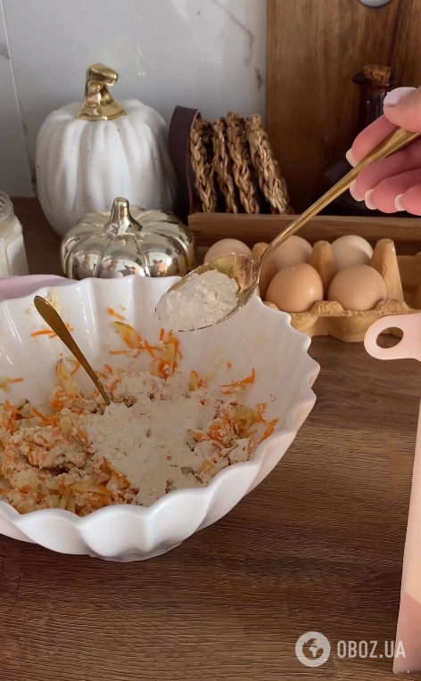 Осенние сырники с морковью и яблоком, которые не распадаются: как приготовить