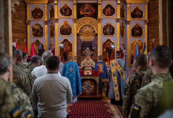 У Пирогові з’явився перший в Україні гарнізонний храм ЗСУ: його урочисто відкрив командувач ООС Наєв