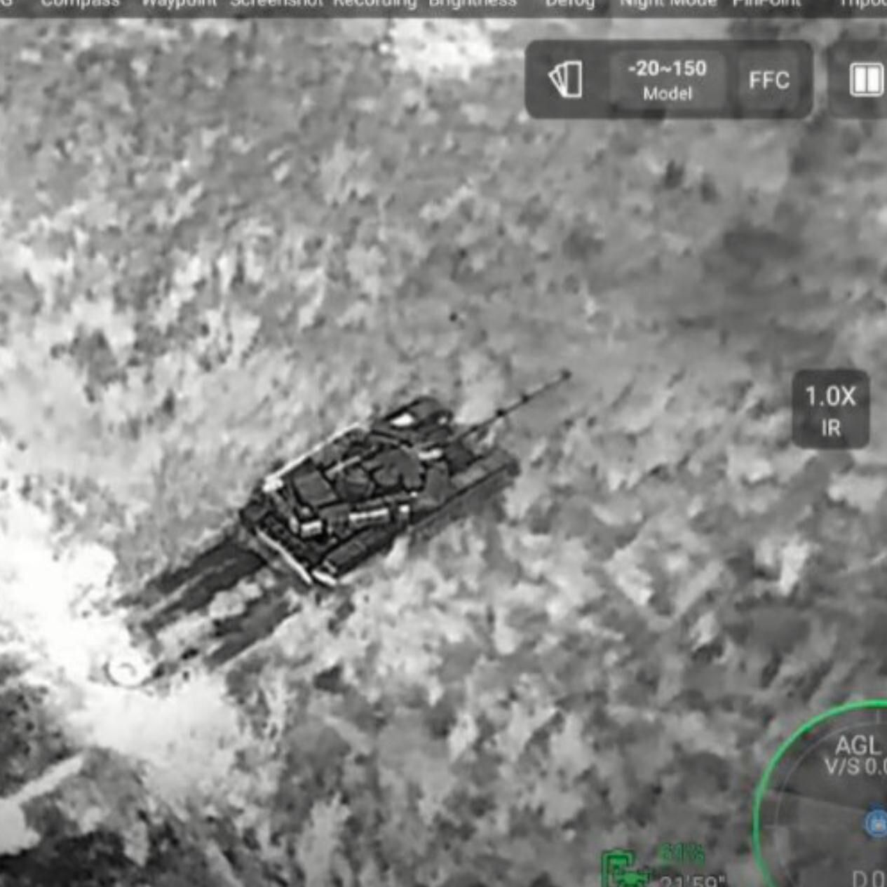 Перетворили на брухт: ЗСУ точним ударом знищили російський Т-90 на лівобережжі Херсонщини. Відео