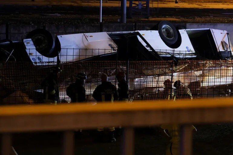 Автобус впав із висоти близько 30 метрів: у ДТП у Венеції загинули девʼять українців, ще пʼятеро постраждали