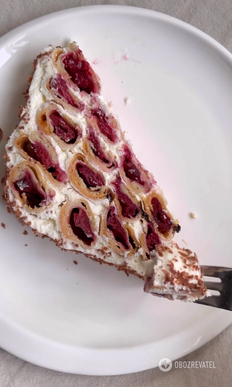 Культовый торт ''Лесная изба'' с вишнями: как правильно готовить десерт