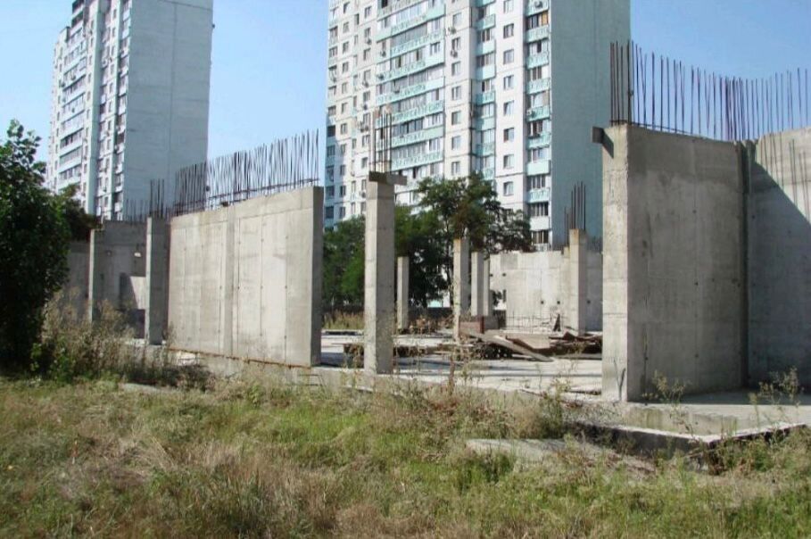У Києві судитимуть підрядника, який "заробив" майже 10 млн грн на ремонті стадіону. Фото