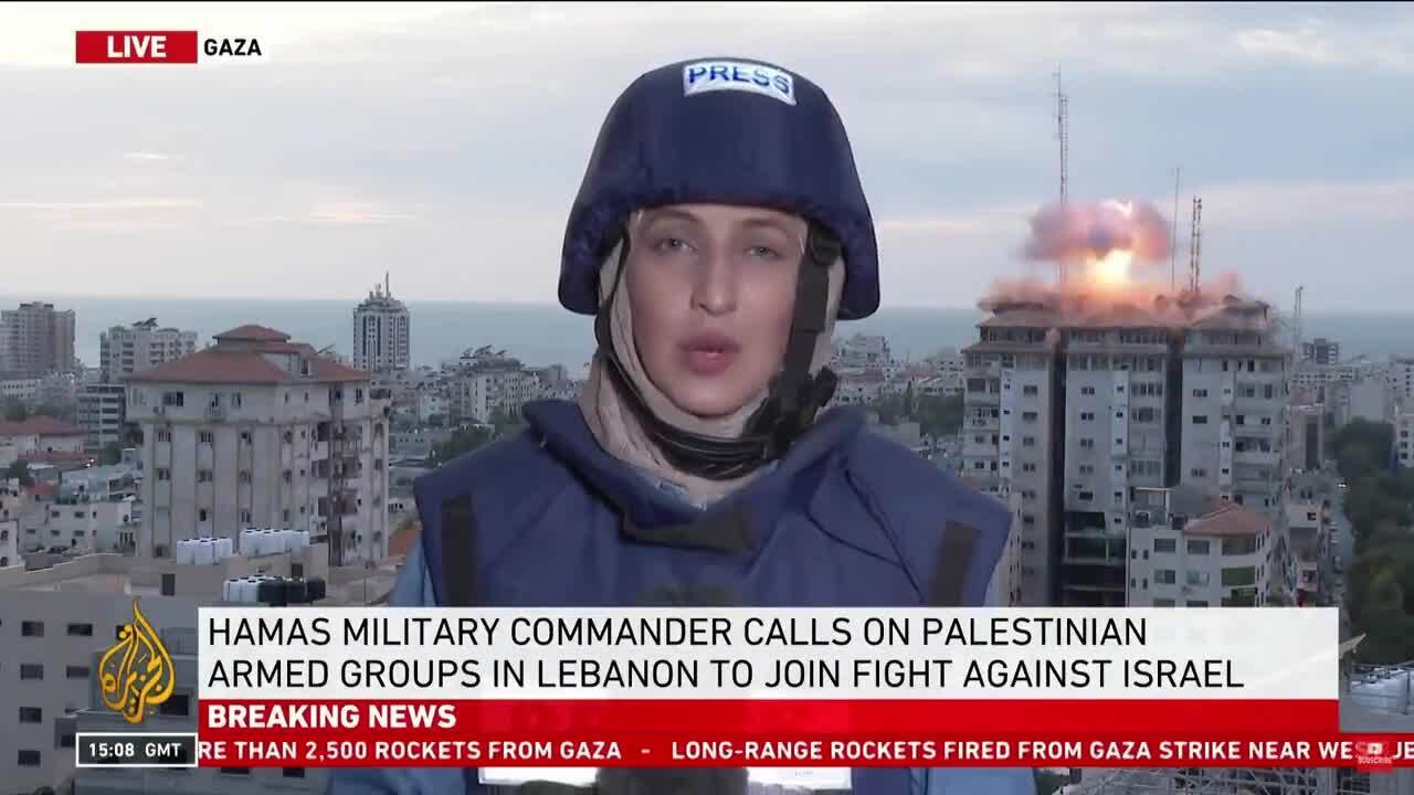 Армія Ізраїлю завдала ударів по двох вежах у Газі: влучання  в Palestine Tower потрапило в прямий ефір. Відео 