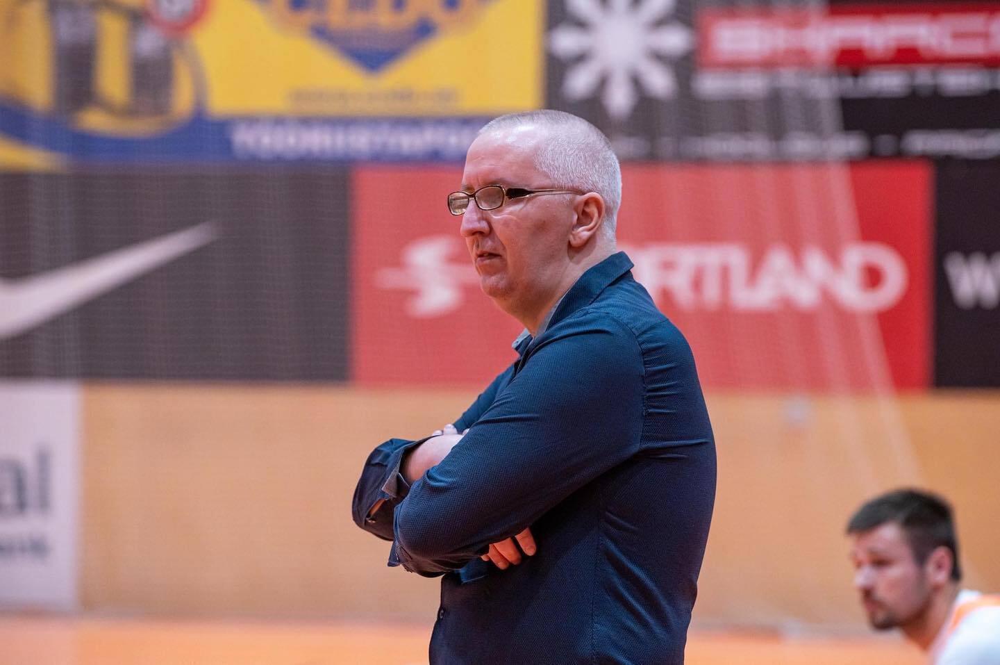 "Борется за свободу всех нас": сербский тренер присягнул на верность Путину. Его выгнали из эстонской команды