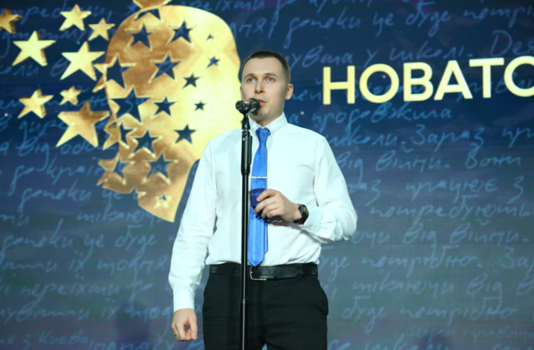 Оголошено переможців премії Global Teacher Prize 2023: п'ять історій вчителів, які формують майбутнє України