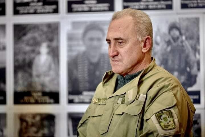  "Людина з великим серцем": помер "кіборг", командир батальйону ТРО Віталій Баранов. Фото 