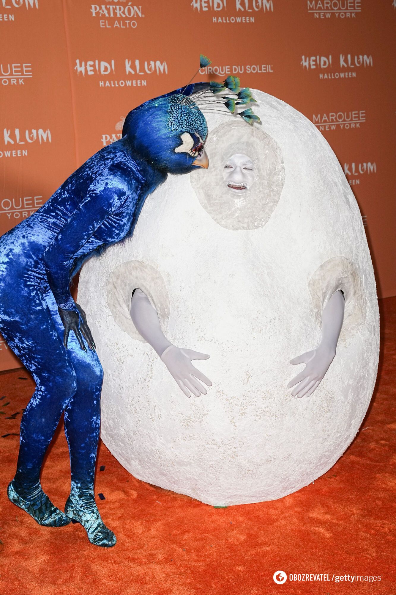 "Королева Хэллоуина" Хайди Клум снова шокировала публику: 10 самых эпатажных костюмов супермодели