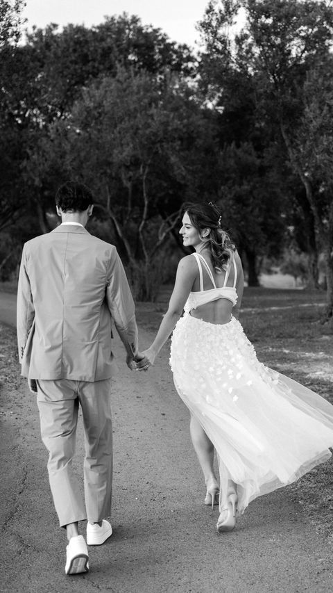 Знаменитая украинская теннисистка на Кипре вышла замуж в 21 год. Фото со свадьбы
