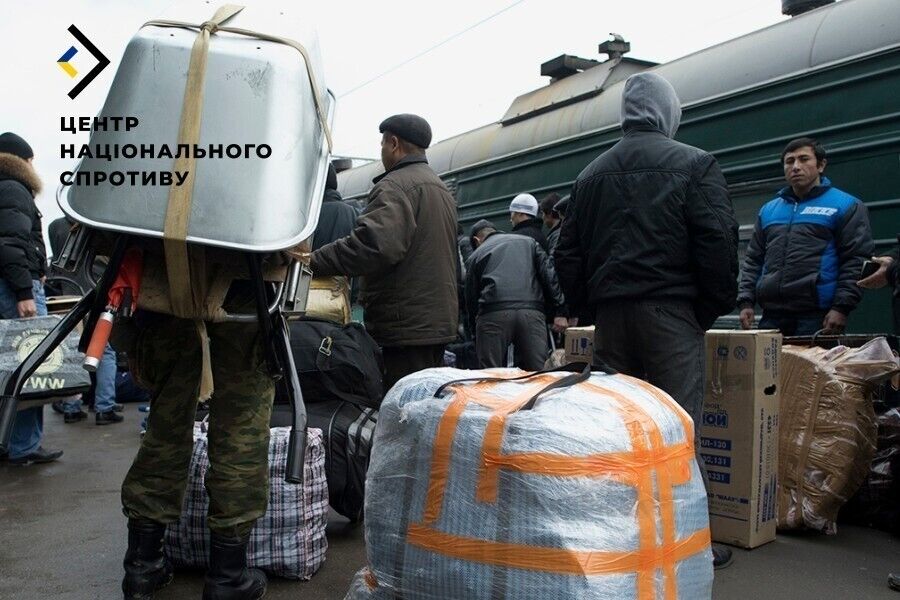На окупованих територіях зростає кількість мігрантів із Центральної Азії: як їх використовує РФ