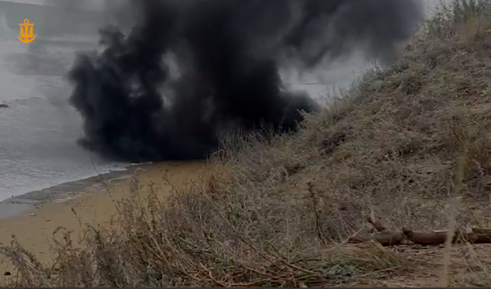 В Одесской области взорвали противокорабельную мину, которую прибило к берегу. Видео