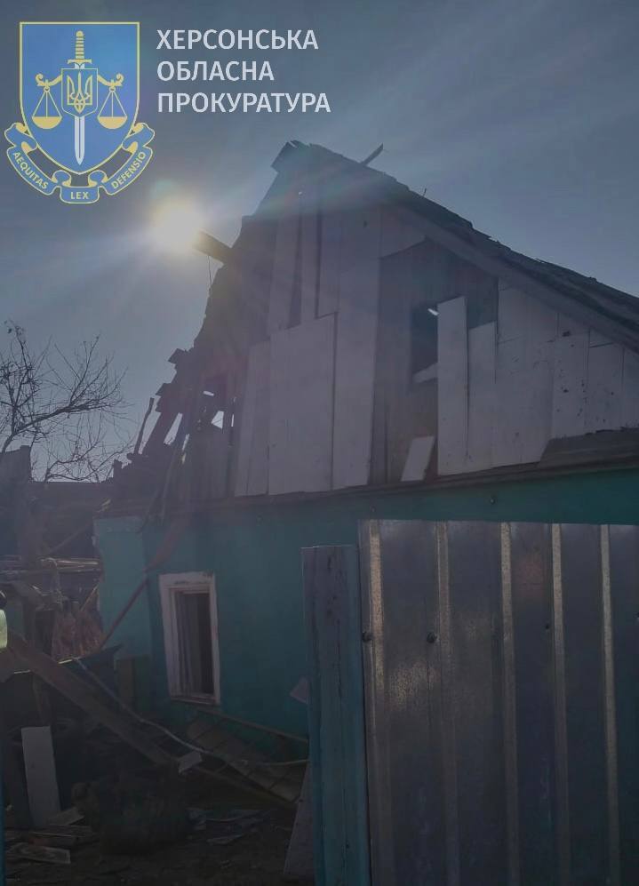  Окупанти обстріляли Херсонщину і Харківщину: пошкоджено житлові будинки, є поранені. Фото