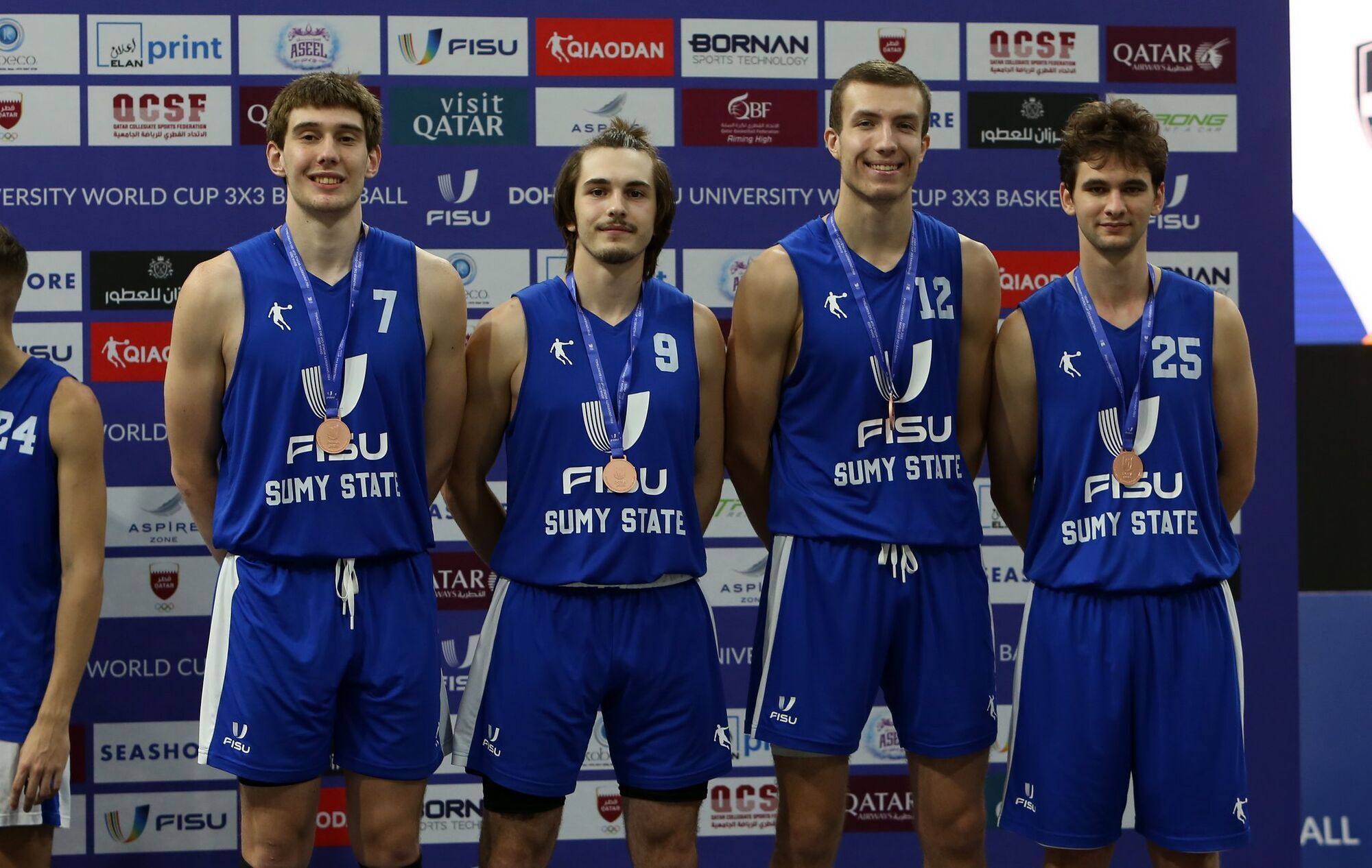 Українські баскетболісти здобули дві медалі на чемпіонаті світу з баскетболу 3v3 серед студентських команд