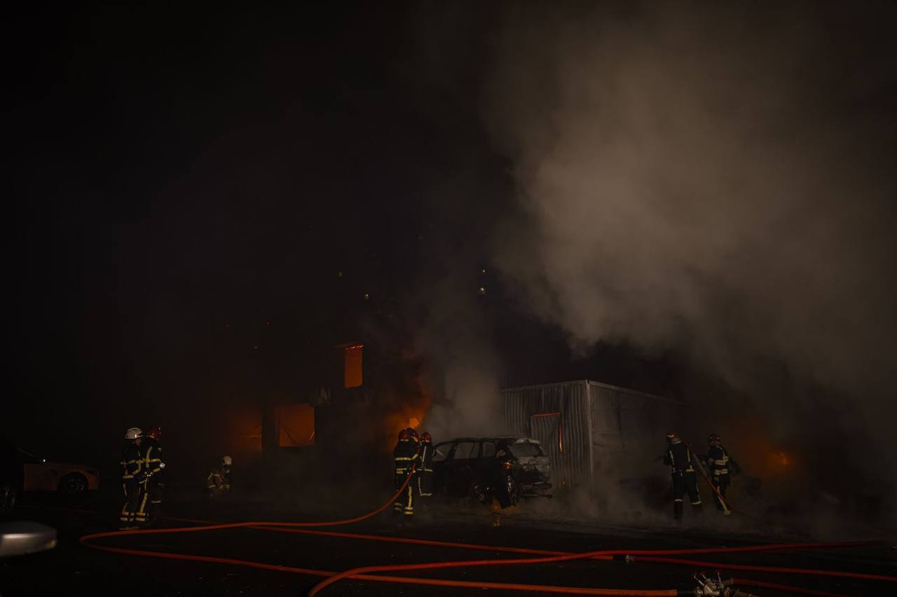 На месте работали сотрудники ГСЧС