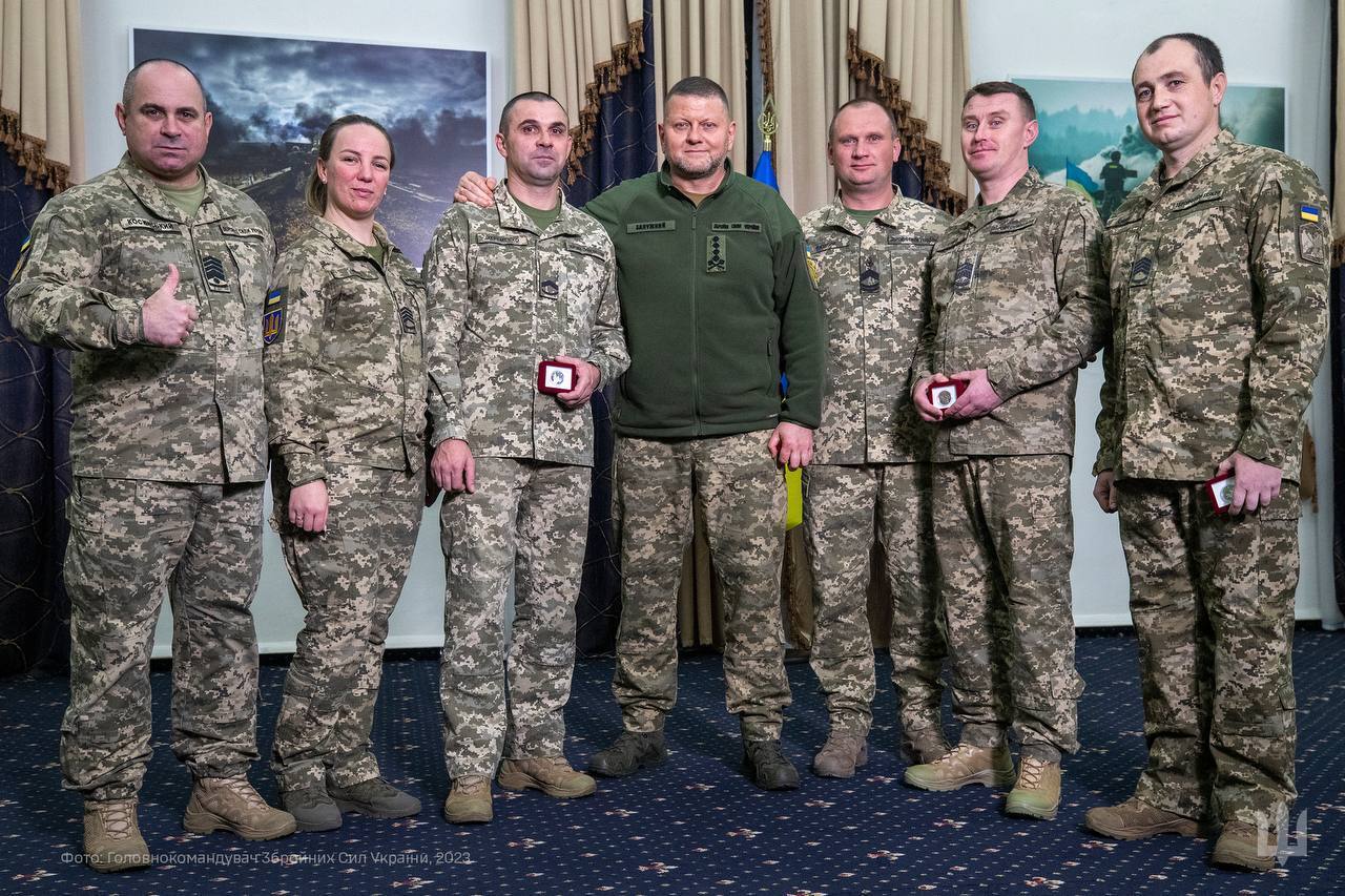 "Вы – первые помощники командиров": Залужный и Наев поздравили сержантов ВСУ с их праздником. Видео