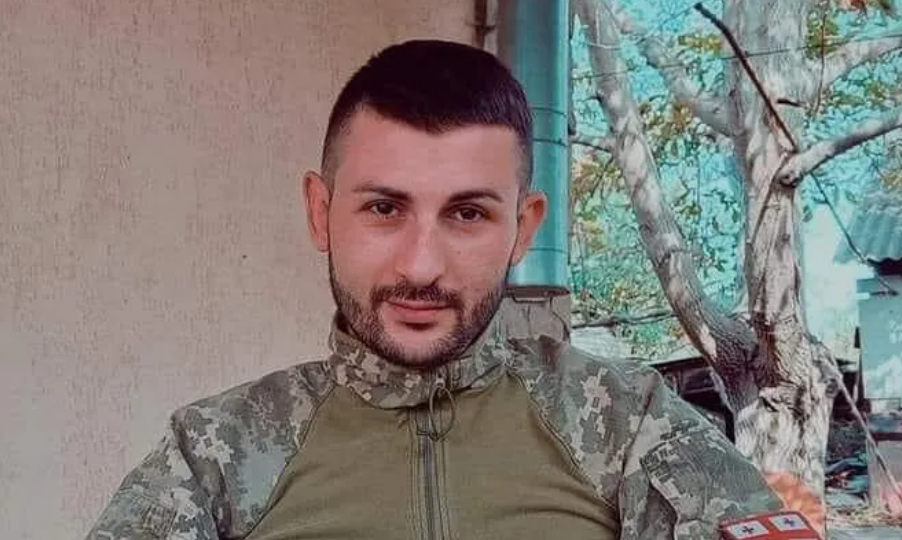 Віддав життя за Україну: під Бахмутом загинув грузинський доброволець Ніка Геленідзе. Фото