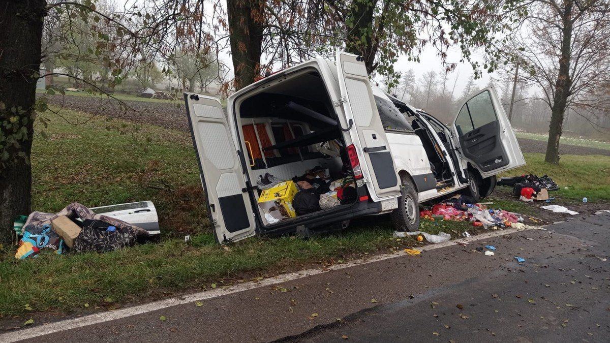 У Польщі розбився автобус з українцями: загинули дві жінки і 6-річна дитина. Фото 