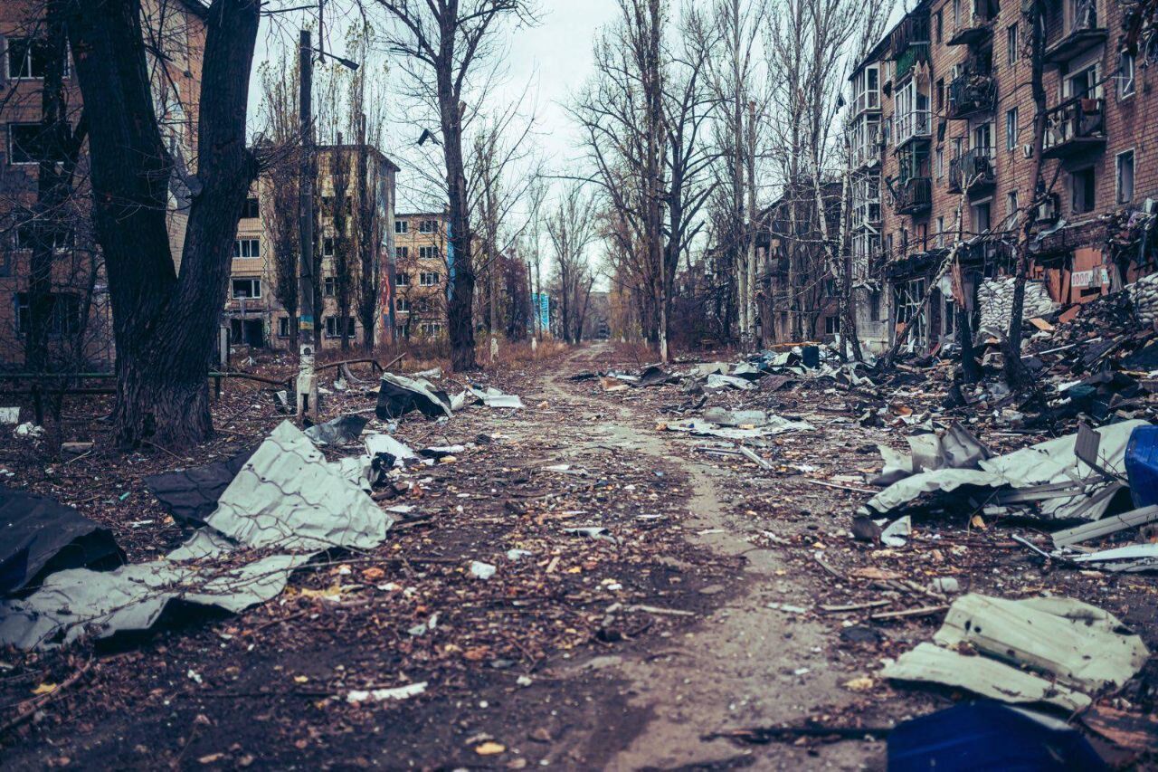 Смешивают город с землей: в сети показали последствия ударов армии России по Авдеевке. Фото