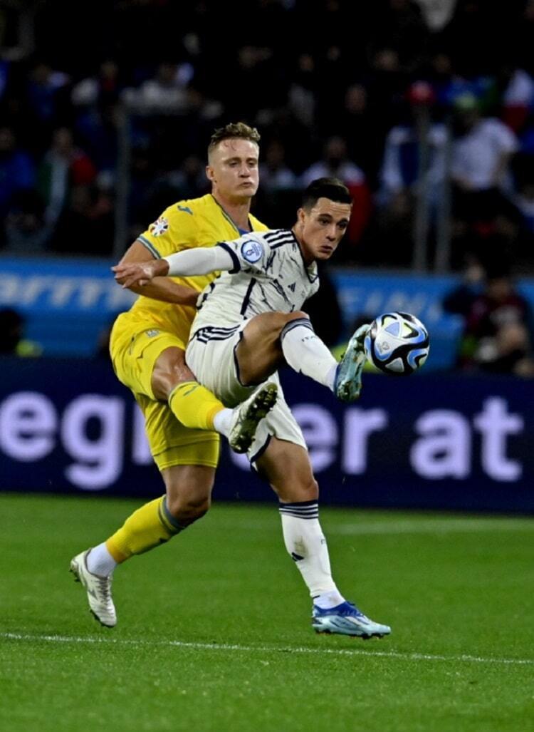 Украину ждет плей-офф в отборе на Евро-2024: команда Реброва потрепала Италию, но не смогла ее пробить