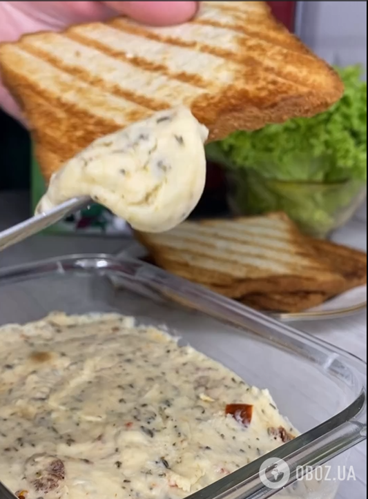 З чого зробити домашній плавлений сир ''Янтар'': ідеально на бутерброди 