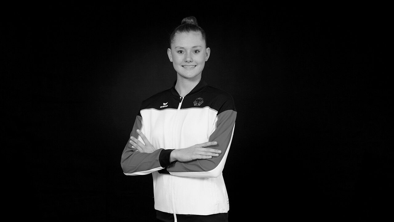 Чемпіонка Німеччини з гімнастики раптово померла у 16 років