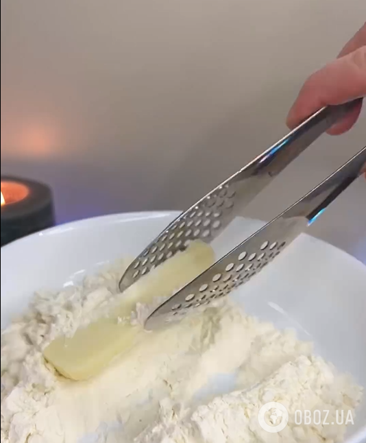 Хрусткі сирні палички в паніруванні: можна приготувати на святковий стіл 