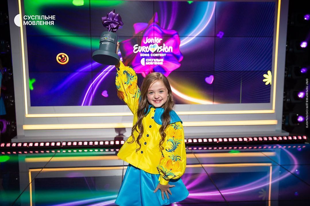 Анастасия Димид провела первую репетицию на сцене Детского Евровидения-2023 и поразила сеть. О чем песня "Квітка"