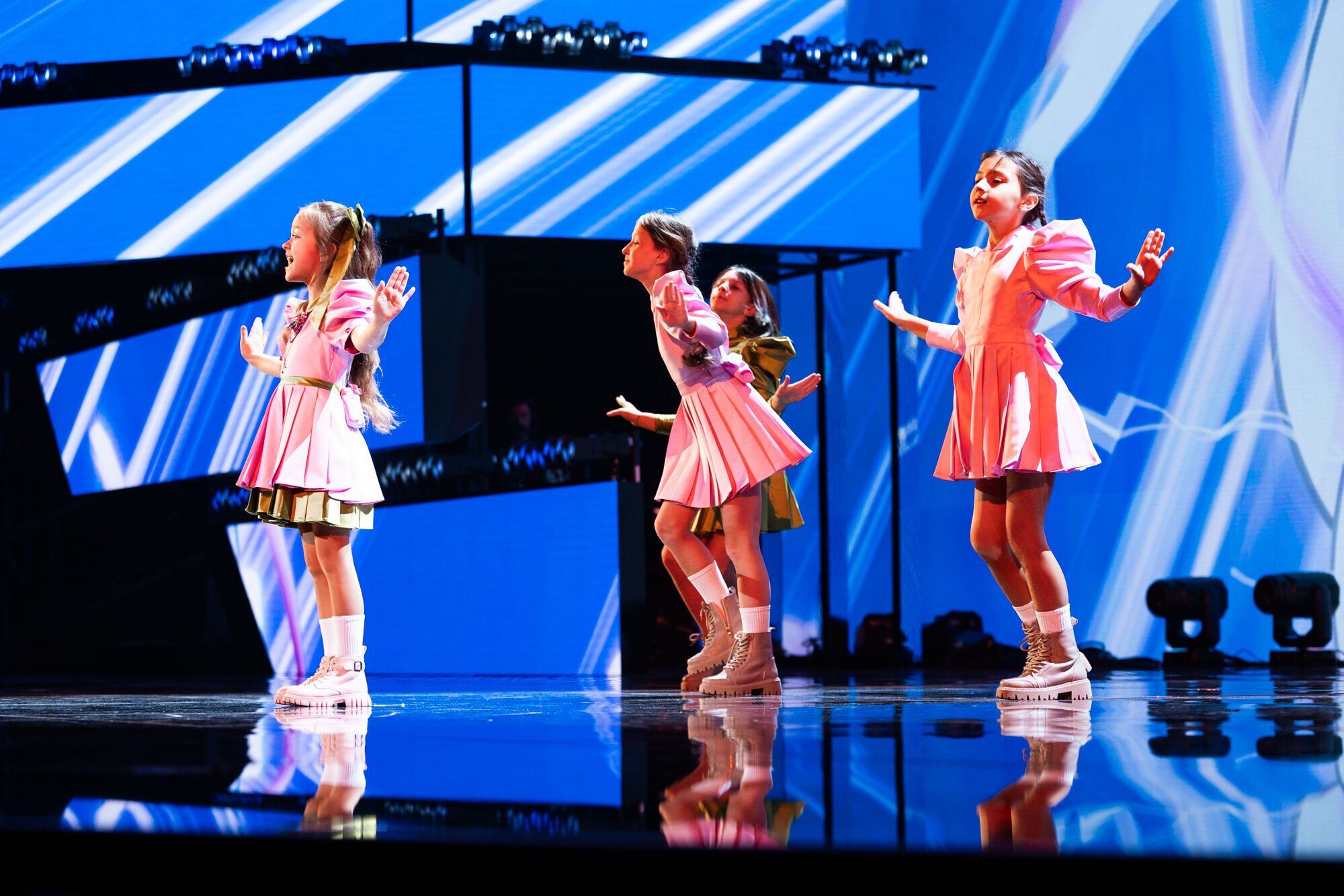 Анастасія Димид провела першу репетицію на сцені Дитячого Євробачення-2023 і вразила мережу. Про що пісня "Квітка"