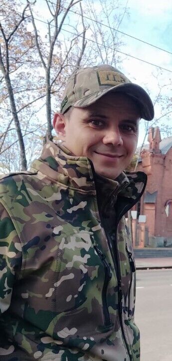 Без татка залишилися дві донечки: захищаючи Україну, загинув 34-річний воїн із Хмельниччини