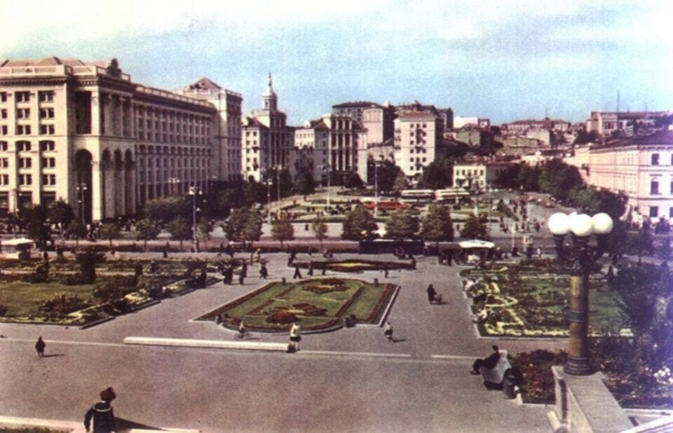 Відбудований після війни центр та багато зелені: у мережі показали, який вигляд мав Київ наприкінці 1950-х років. Фото